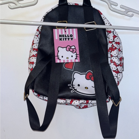 Hello Kitty Mini Backpack - Picture 2 of 6